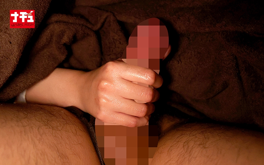 妻がいる至近距離で平然とマッサージしながらこっそりチ○ポを挿入し腰振り騎乗位で中出しまでさせるエステティシャン12 優しい痴女Hさん(29) 妻がいる至近距離で平然とマッサージしながらこっそりチ○ポを挿入し腰振り騎乗位で中出しまでさせるエステティシャン12 優しい痴女Hさん(29)