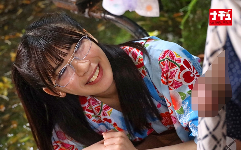 温泉客が居ても浴衣の中の抱っこSEXで挿入して逃がさず何発も膣射させる痴女っこ3 好奇心娘の暴走 画像3