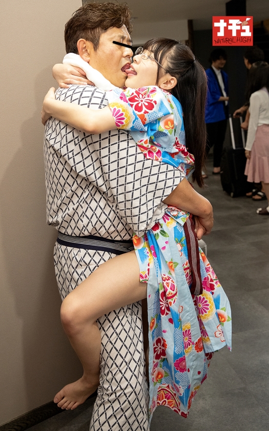 温泉客が居ても浴衣の中の抱っこSEXで挿入して逃がさず何発も膣射させる痴女っこ3 好奇心娘の暴走 画像7