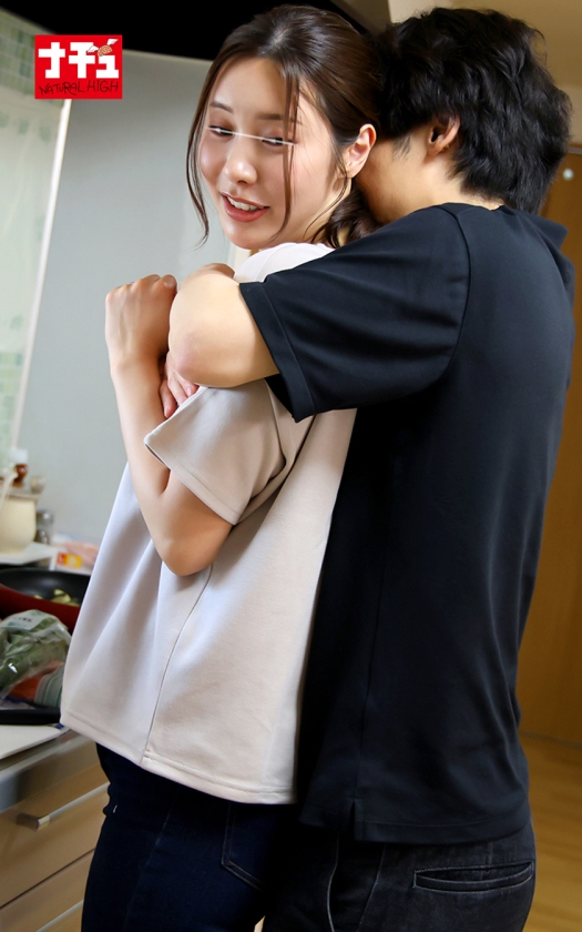 バ先のパート人妻に童貞と偽りフェラを頼んだら…仕方なく俺の巨根をしゃぶったくせに久々すぎて濡れまくる使っていないお宝マ○コを日替わりで3人挿しまくる 画像2