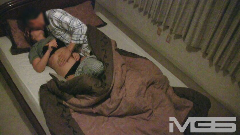 貞淑な妻を騙してエロ面接を受けさせる H美(35)