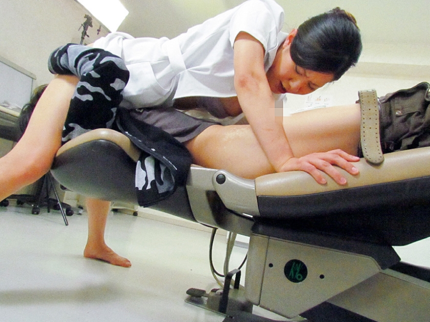 歯科助手さんのおっぱいが当たっちゃう治療院 桜井エミリ 蜜井とわ 石原あすか 葉月奈穂 原田静香_0