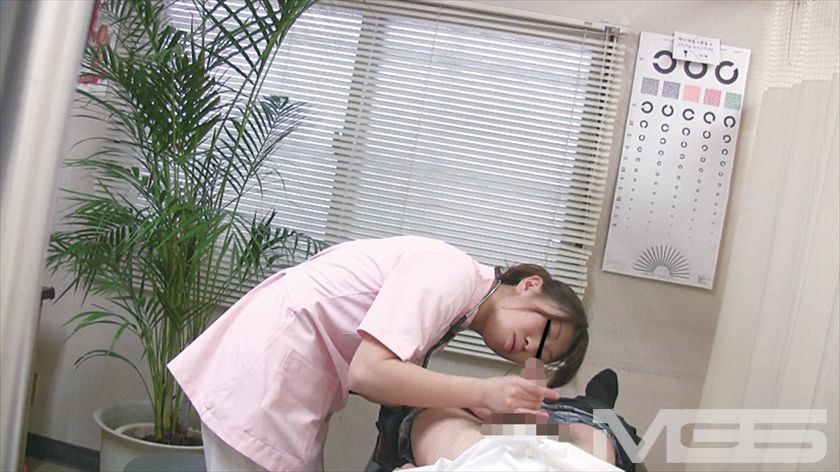 もしも、心優しい白衣の天使に下半身のお世話を真剣に懇願したら..._17