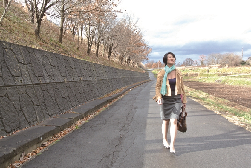 全国津々浦々 出会い系 本物素人図鑑 vol．4 ～ド熟女編～_10