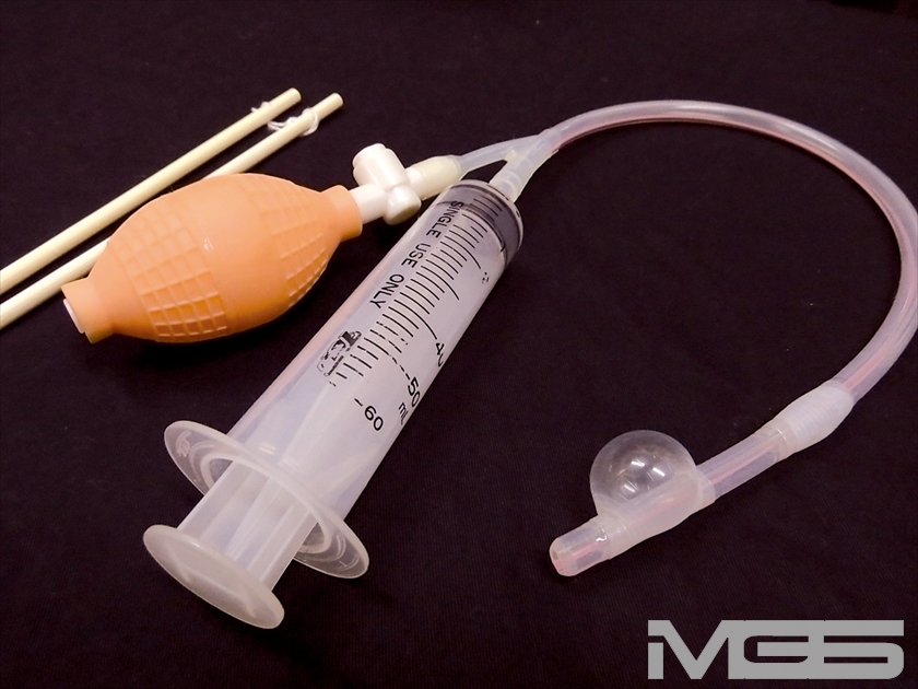 優しい人妻の激しい尿道責め_2