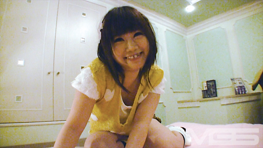 素人投稿 俺の彼女のオナニー動画紹介します。