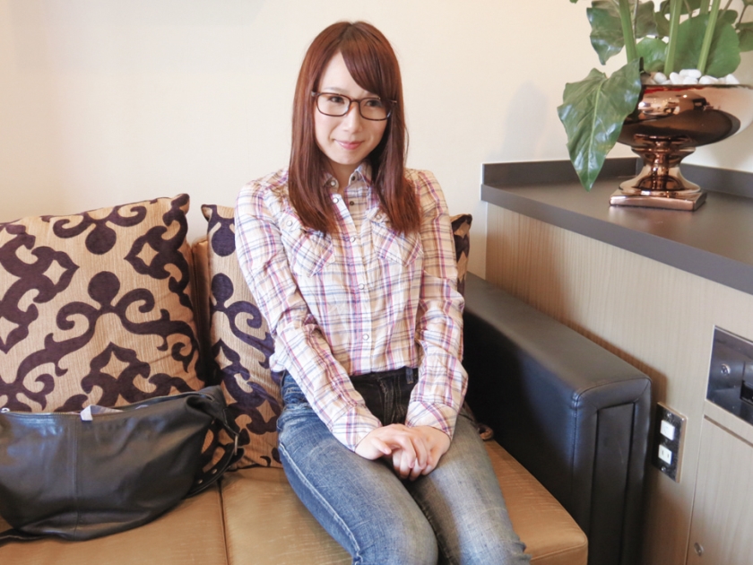 シロートデカパイ妻 清楚で真面目なのにスケべボディな若妻コレクション！180分_17