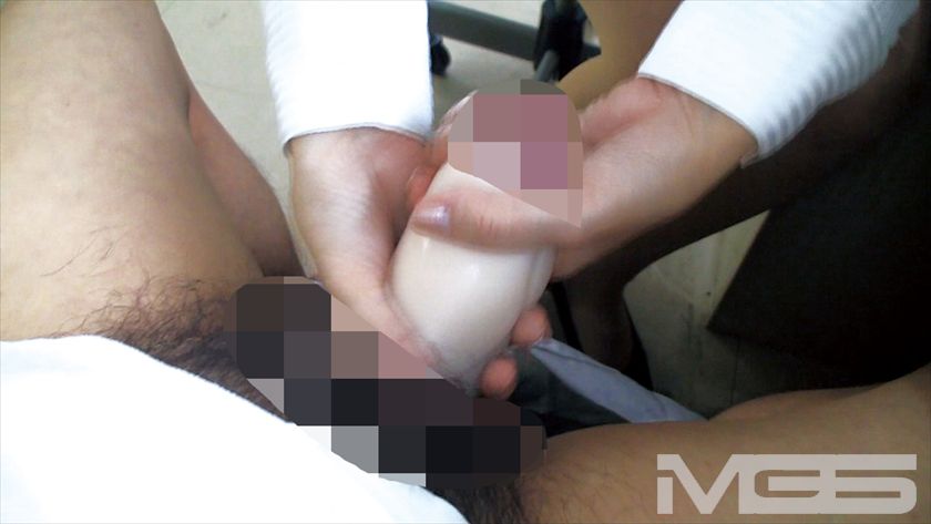 オナホール訪問販売員のおばさん 8