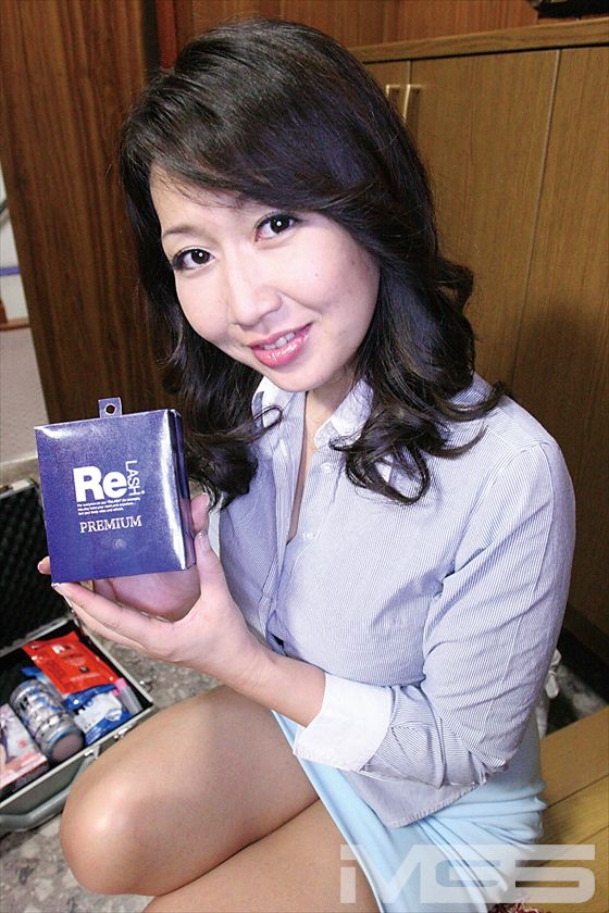 オナホール訪問販売員のおばさん 11_9