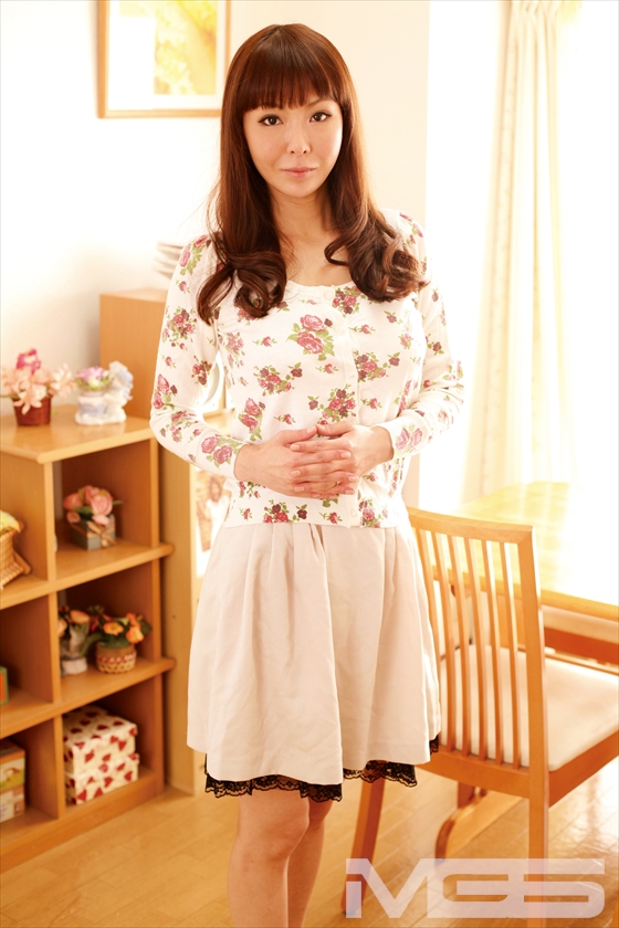 オナホール訪問販売員のおばさん 13_10