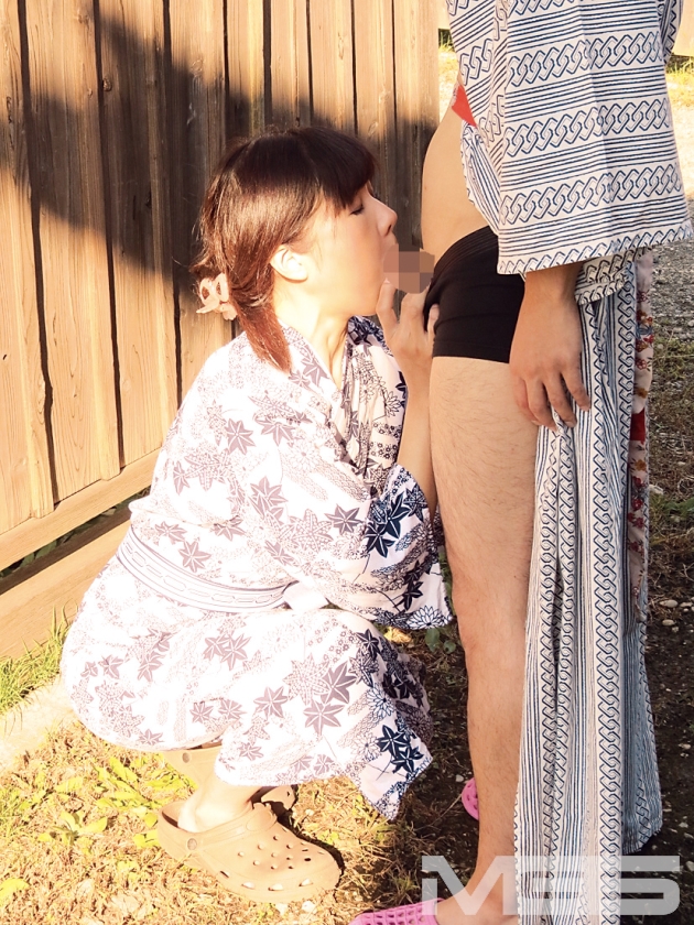 052VNDS-2974 五十路妻 初めての羞恥旅 サンプル画像 1枚目