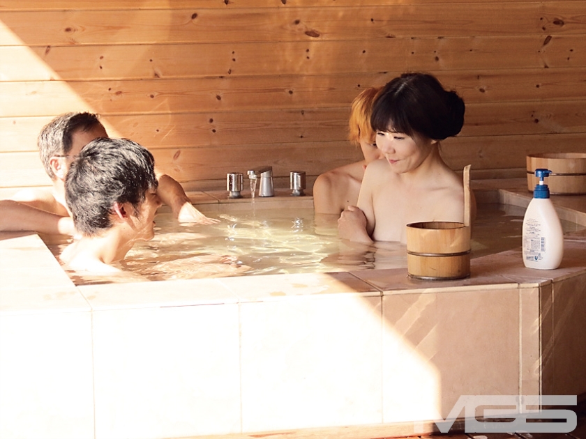 052VNDS-2974 五十路妻 初めての羞恥旅 サンプル画像 3枚目