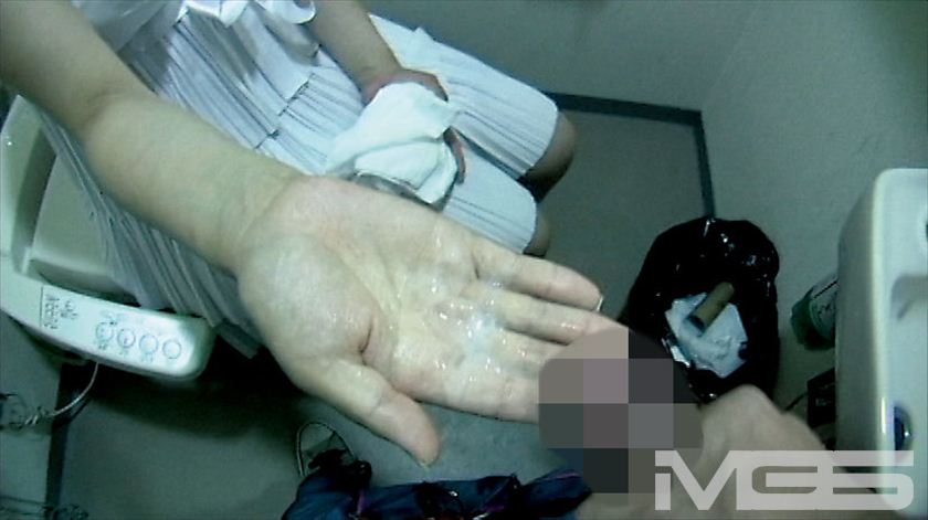 風俗の帝王流儀セクキャバで無理矢理発射する快感 画像7