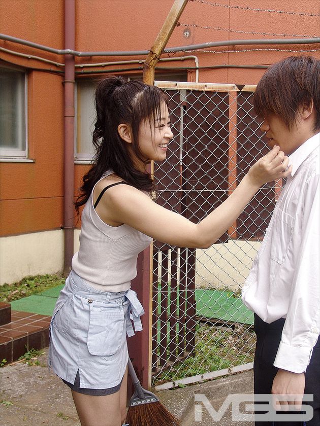 ご近所奥様の誘惑ボディー 星杏奈 他二名_7