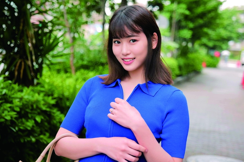 デカチンで悩む童貞君とタオル一枚密着混浴してくれませんか？ゼロ距離でのおっぱいポロン！旦那より何倍も大きなデカチン観察！全身の湯しずく舐めとり！ご無沙汰奥様は赤面発情！！極楽筆おろしスペシャル りえさん れなさん 画像2