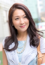 ヒルズ在住の48歳の港区のガチセレブ熟女！久しぶりだからイキまくり腰を振って大量潮噴きする2児の母！