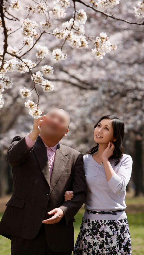 熟年夫婦の愛あふれる濃厚セックス 5組