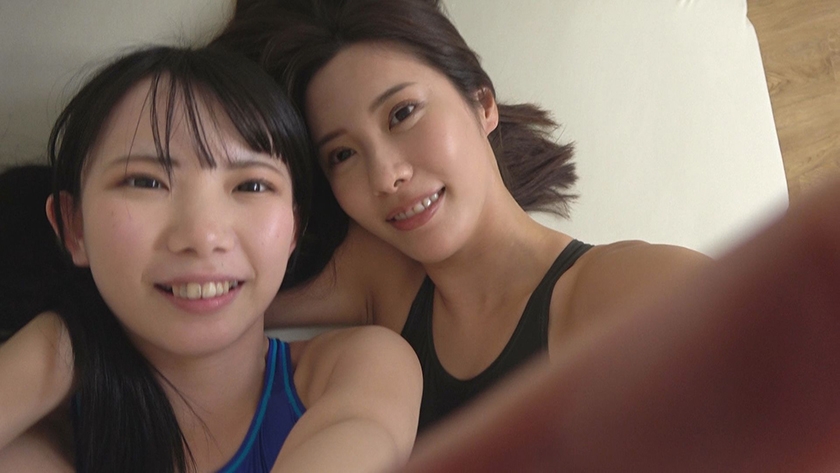南日菜乃×水端あさみ 姉御の個撮 神レズスク水 女が自らカメラを持ち可愛い女子の水着姿をじっとり撮影！親父の個撮ゆずりのハミ毛、ジョリワキ等のフェチ接写はもちろん女に撮られる恥ずかしい放尿やローション密着やレズSEXを完全着衣で楽しむレズハメ撮りAV 画像15