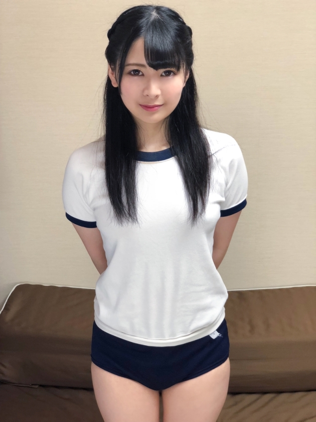 むちむちデカ尻 神ブルマ 豊中アリス 美少女から人妻、ぽっちゃり娘達にピチピチブルマ&体操着を着せ、ハミパン、ムレムレワレメなど毛穴まで見えるほどの超ドアップ接写！さらに尻コキ、着衣お漏らし放尿やブルマぶっかけ、生中出し等ブルマ好きに送る完全着衣フェチAV_0