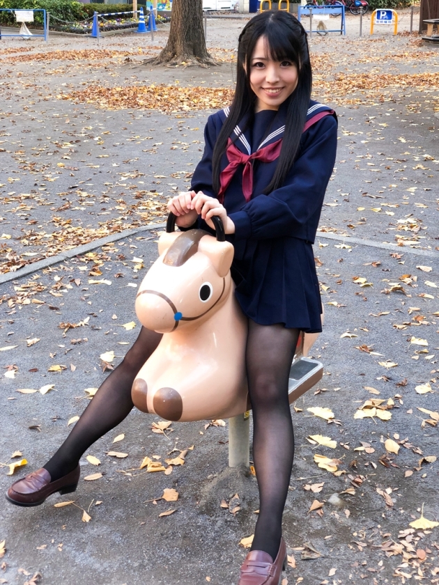 神パンスト 藤川菜緒 人妻や母、働く制服OL等やらしい熟女の美脚を包んだ生ナマしいパンストを完全着衣でムレた足裏からつま先を味わい尽くす！オナニーや顔騎や足コキ、時には中出し時にはお尻にコスってぶっかけとやりたい放題！発情させられた女の変態絶頂プレイを楽しむフェチAV_0