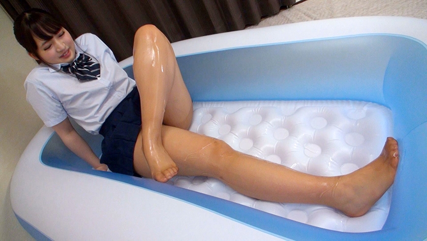 七森あい 神パンスト 制服美少女の美脚を包んだ生ナマしいパンストを完全着衣でムレた足裏からつま先を味わい尽くす！時には顔騎や足コキ、時には中出し、時にはお尻にコスってぶっかけとやりたい放題！発情させられた女の変態絶頂プレイを楽しむフェチAV_7