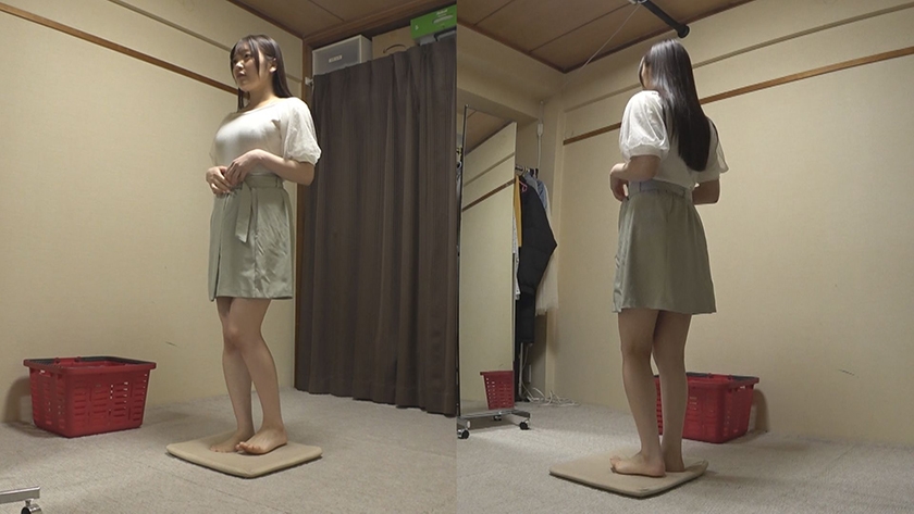 及川莉央 濡れてテカってピッタリ密着 神スク水  可愛い女子のスクール水着姿をじっとりと堪能！着替え盗撮から始まり貧乳から巨乳にパイパン、ハミ毛、ジョリワキ等のフェチ接写やローションソーププレイやスク水ぶっかけ等を完全着衣で楽しむAV 画像1