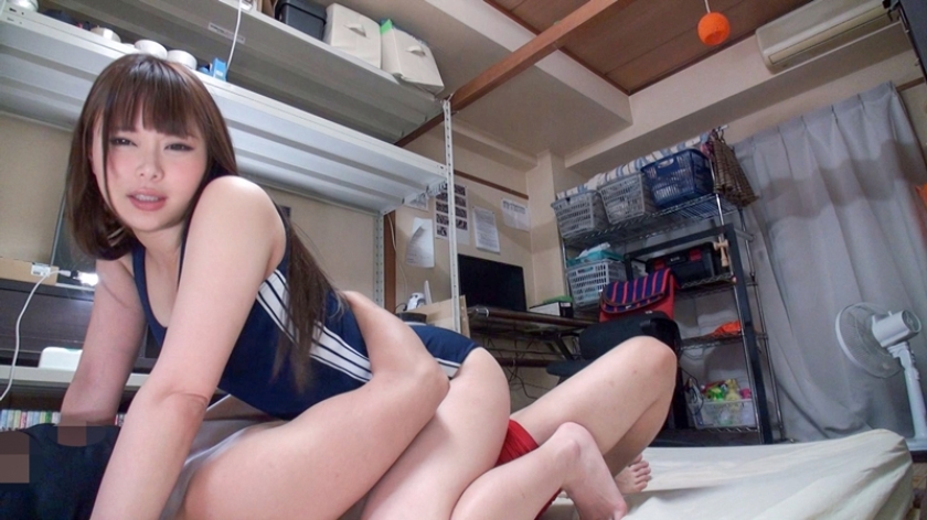 濡れてテカってピッタリ密着 神旧型スク水 なつめ愛莉 可愛い女子のスク水姿を堪能！着替え盗撮から始まり貧乳から巨乳にパイパン、ハミ毛、ジョリワキ等のフェチ接写やローションソーププレイやスク水ぶっかけに生中出し等を完全着衣で楽しむAV_15