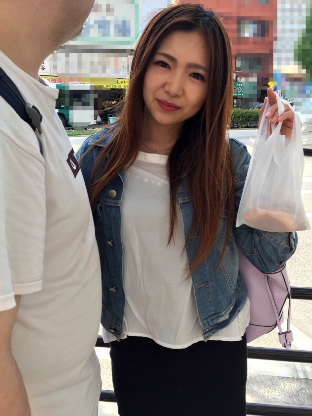 福岡の街で見かけた博多弁が可愛すぎる女の子とどうしてもヤリたい (1)_1