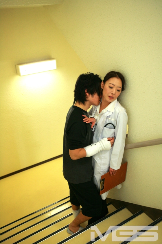 入院中にナンパしたら12人とエロいこと出来ちゃった ～看護師から女性患者まで_6