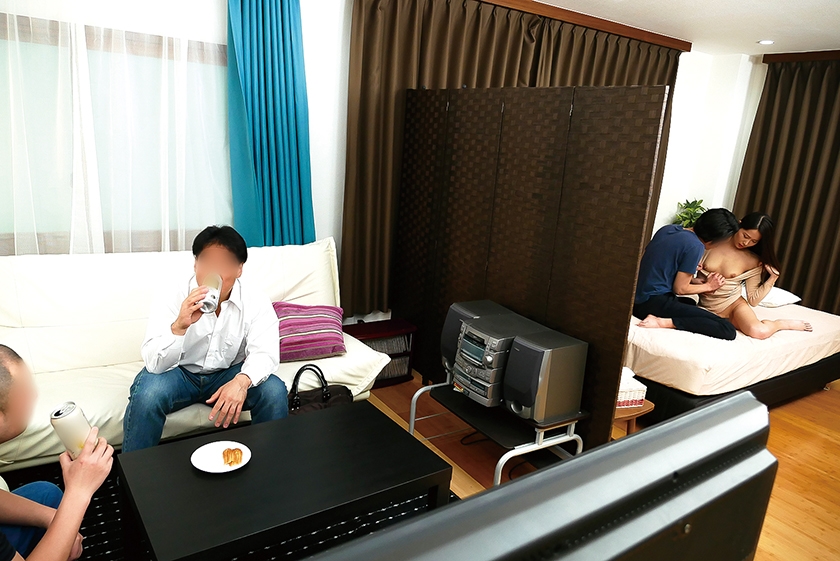 ノーブラノーパン管理人をシェアするハウス 通野未帆_11