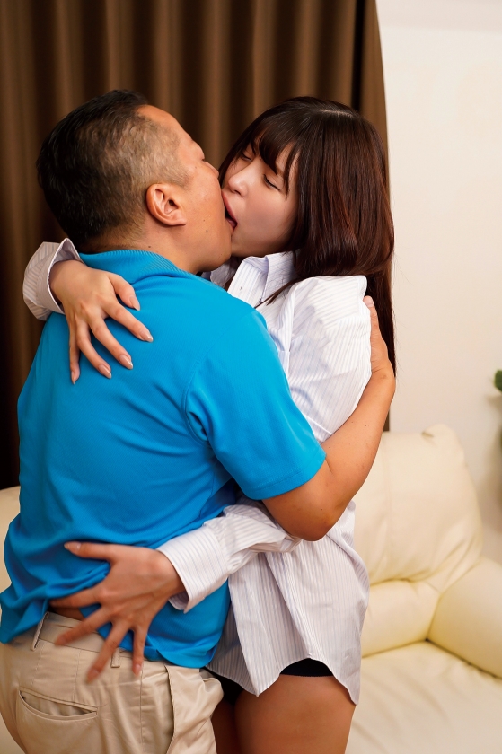 私を抱きしめて…。 隣人に恋したシングルマザー 有岡みう_9