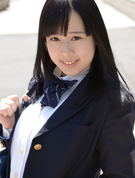 塚田しおり