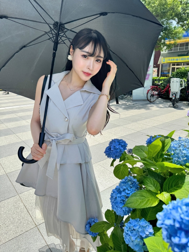 友人の男ほど良く見える。寝取り趣味のあざとい女 画像1