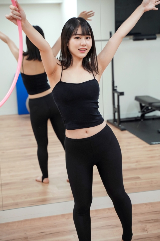 【大阪→東京】「恋人は地元に置いてきた」新体操のため上京してきた女子大生。ホームシックでふわふわ白目SEXに溺れる。 恋愛カノジョ 546EROFV-361 サンプル画像1