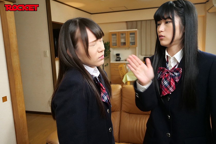 父の再婚相手の連れ子は毎日喧嘩するほど仲の悪いクラスメイトだった。両親に心配をかけたくない私達は声を押し殺して女同士の喧嘩をするようになった。喘ぎ声とイキ我慢をする新感覚喧嘩レズバトル 小西まりえ 神楽アイネ_4