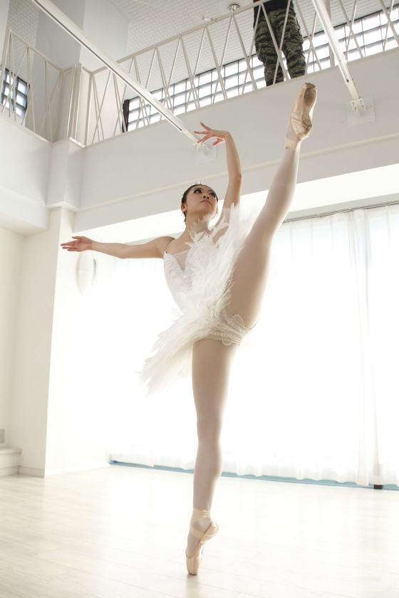 INTERNATIONAL BALLET COMPETITION WINNER 麻宮 玲 軟体開脚拘束電マ！マシンバイブで激イカセ！生中出し12発！で引退！_6