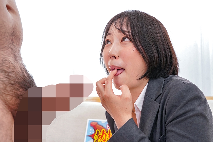素人バラエティ 面接官をアツくさせる視線や話術を鍛えろ！就活JDが挑戦する、デカチンに触らずフル勃起20分持続チャレンジ！ギンギン勃起を持続させるために乳房パフパフしたり、知らず濡れたオマ○コを弄らせてるうちに子宮が火照ってしまった素人娘は連続生中出しも拒めない？ 画像1
