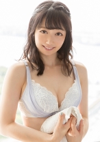 あすか(29) S-Cute 無防備な色白娘のどきどきエッチ