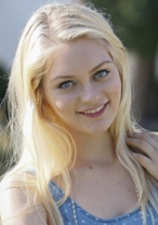 
                        アリー・レイ from U.S.A
    