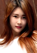 ヒョンア from 韓国