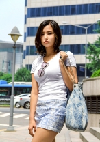 オリビア from 韓国