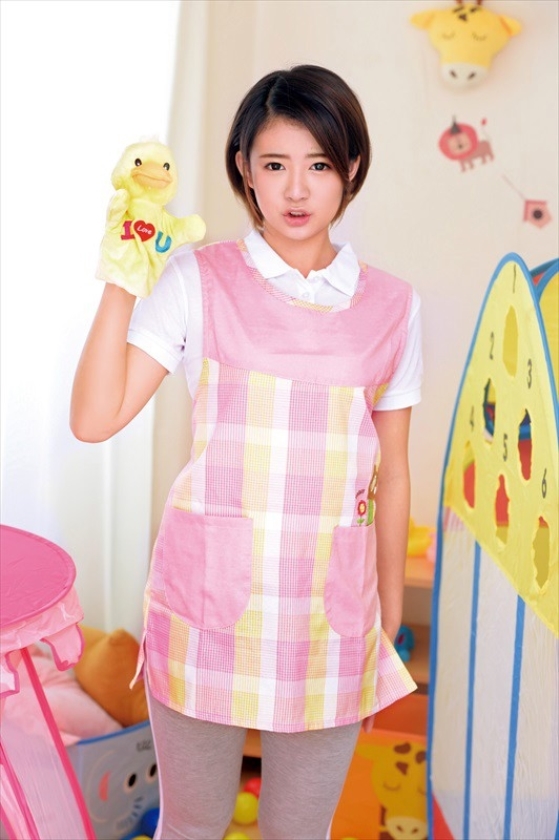 発掘！区立第●保育園パパ人気No.1のドM保育士をAVデビューさせちゃいました_0