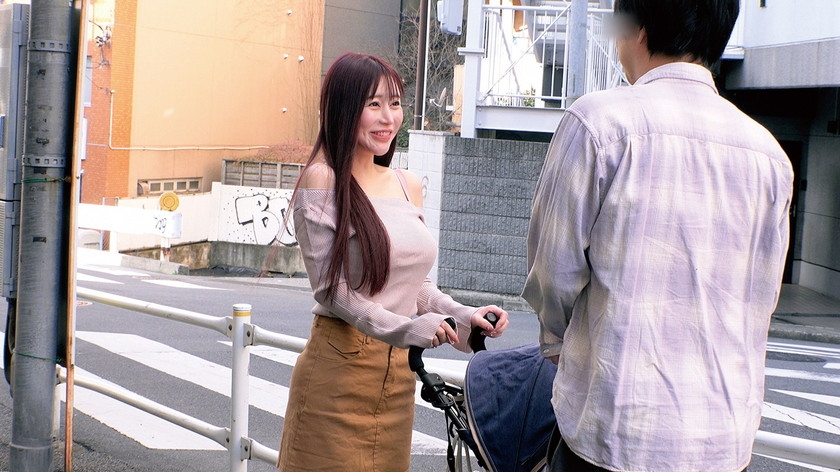 産後処女のご無沙汰ベビーカー妻が挑戦!AV男優の凄テク我慢出来たら賞金100万円!イったら即ズボ生ハメ高速ピストンで容赦なく生中出し!1度スイッチが入ると長時間アクメで痙攣が止まらないイキっぱなし妻がエビ反り悶絶「出産前より感じちゃう‥」連続中出しSP 2 画像1