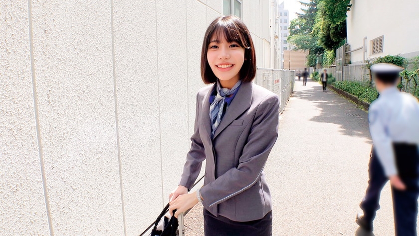 大手航空会社勤務の美人CA(キャビンアテンダント)が童貞チ○ポをノーハンドフェラ早漏改善！気品が溢れる一流のおもてなしフェラで暴発大量射精ごっくん→即フル勃起！元気すぎる童貞チ○ポを放っておけないCAはそのまま筆おろし中出しTAKE OFF 画像12