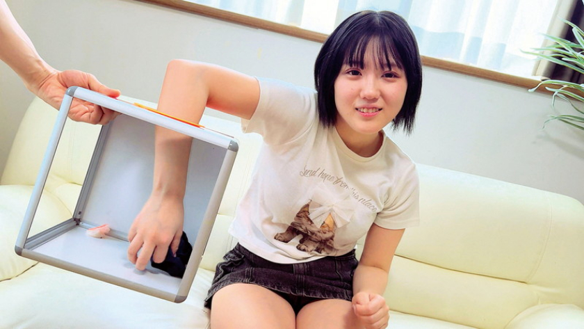 340SKMJ-803:中出しかけてゲームしよ?素人女子大生限定!箱の中身は何だろな!?当てれば賞金GET!失敗すればお膣の中に大量の生中出し!! / サムネイル05