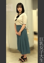 巨乳女子大生 青P りいさちゃん