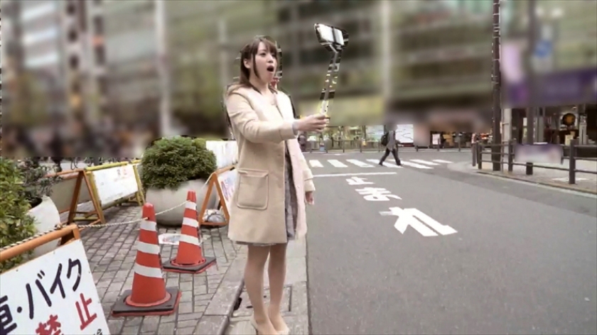 お口の中に3発以上のザーメンを入れて池袋・秋葉原・中野を野外散歩！頬袋でぐちゅぐちゅ泡立つザーメン！街中で大きく羞恥開口！舌上の精子を味わいながら、最後は人前でごっくん！ 水城りの 柑南るか 最上晶 いろは 美咲かのん_12