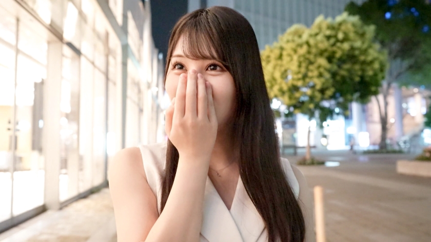 SIRO-5394 保育士とラウンドガールの二刀流!?才色兼備の人妻がシロウトTVデビュー!色白Gカップ美乳!エッチしたくてたまらない人妻のエロさ! 【初撮り】 新作 AV動画 レビュー 画像シーン01