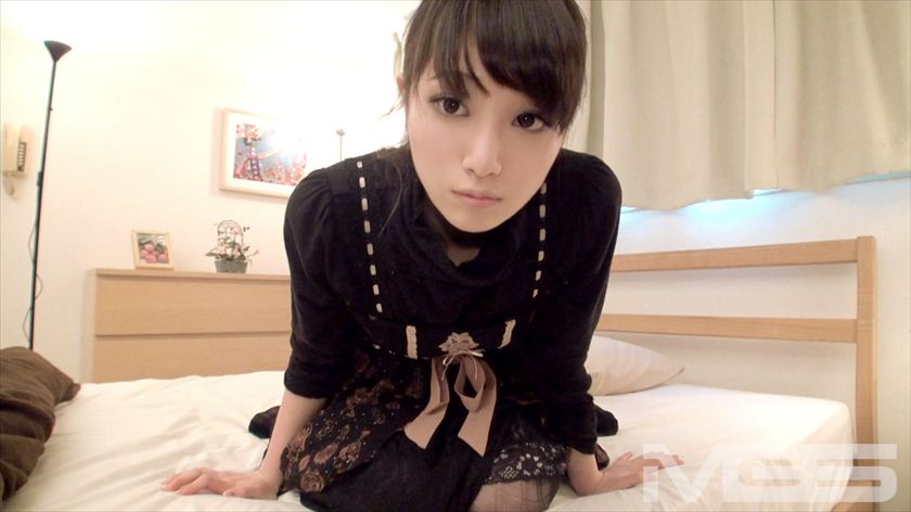 素人個人撮影、投稿。296