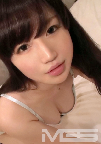 千晴 20歳 大学生